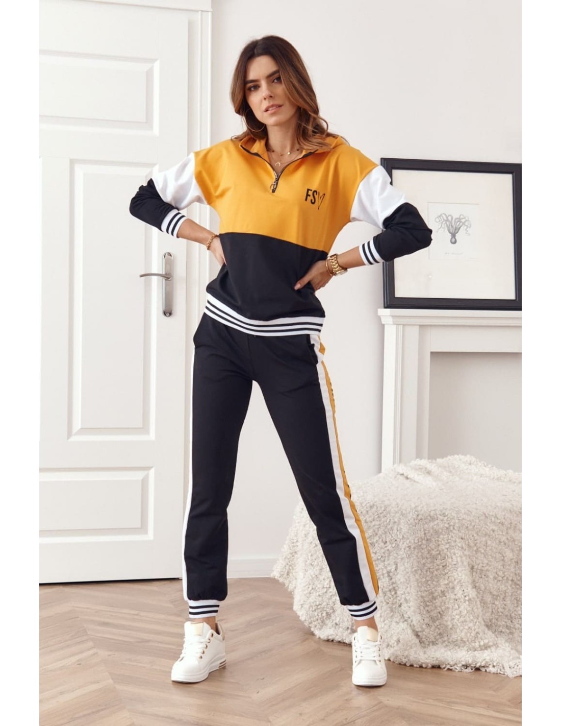 Women\'s sports set with a hood, mustard FI599 - Online store - Boutique